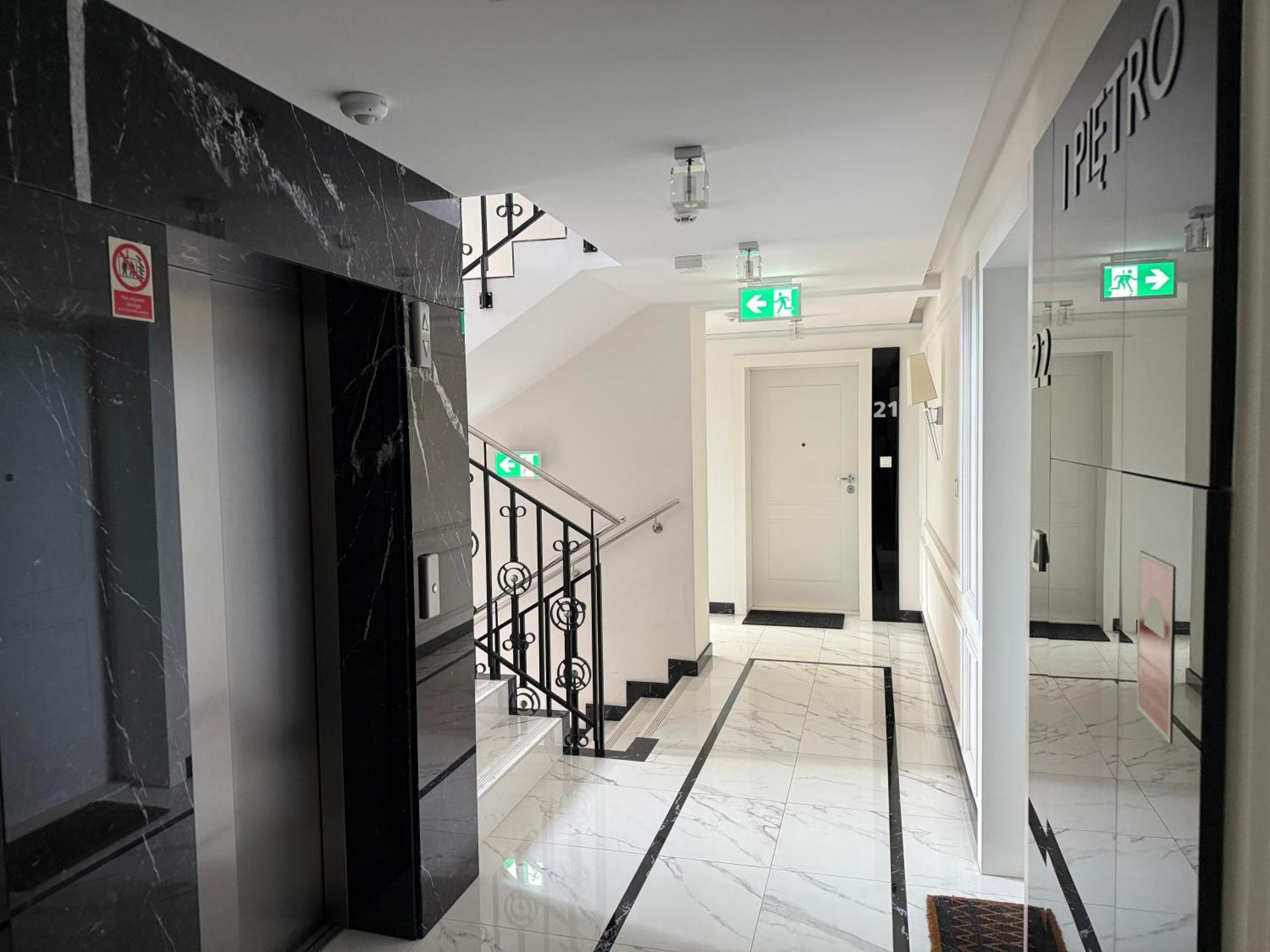 Apartament Starogdanski 20 Ngoại thất bức ảnh