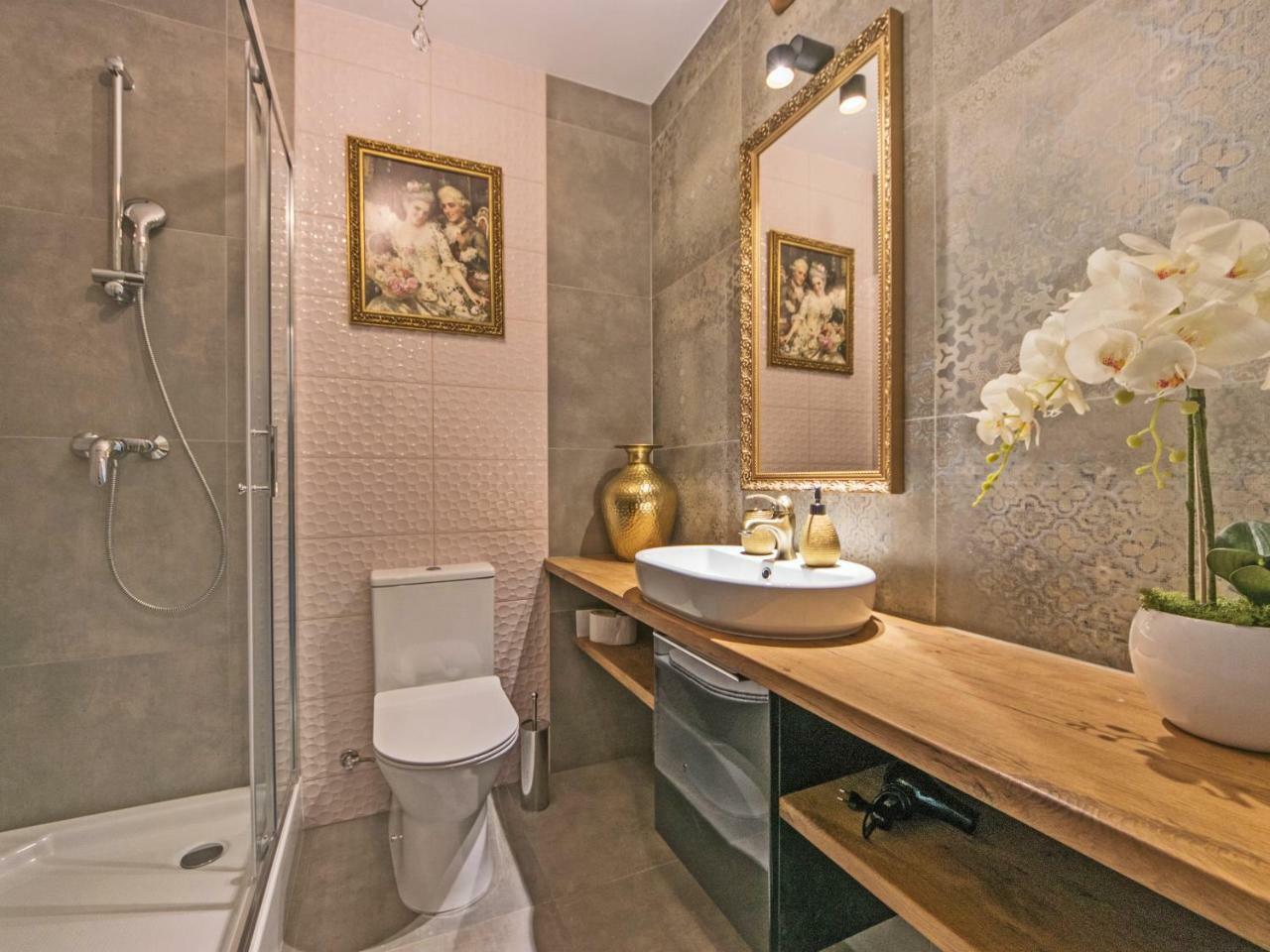 Apartament Starogdanski 20 Ngoại thất bức ảnh