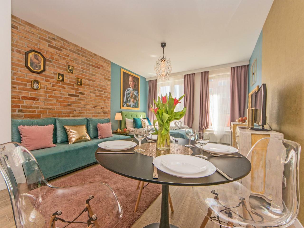Apartament Starogdanski 20 Ngoại thất bức ảnh